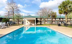 Super 8 Motel Port Allen La
